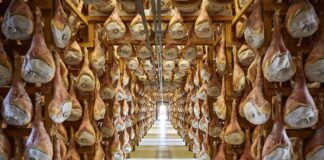 Nasce il Seicento, la nuova categoria del Prosciutto di San Daniele DOP a lunga stagionatura